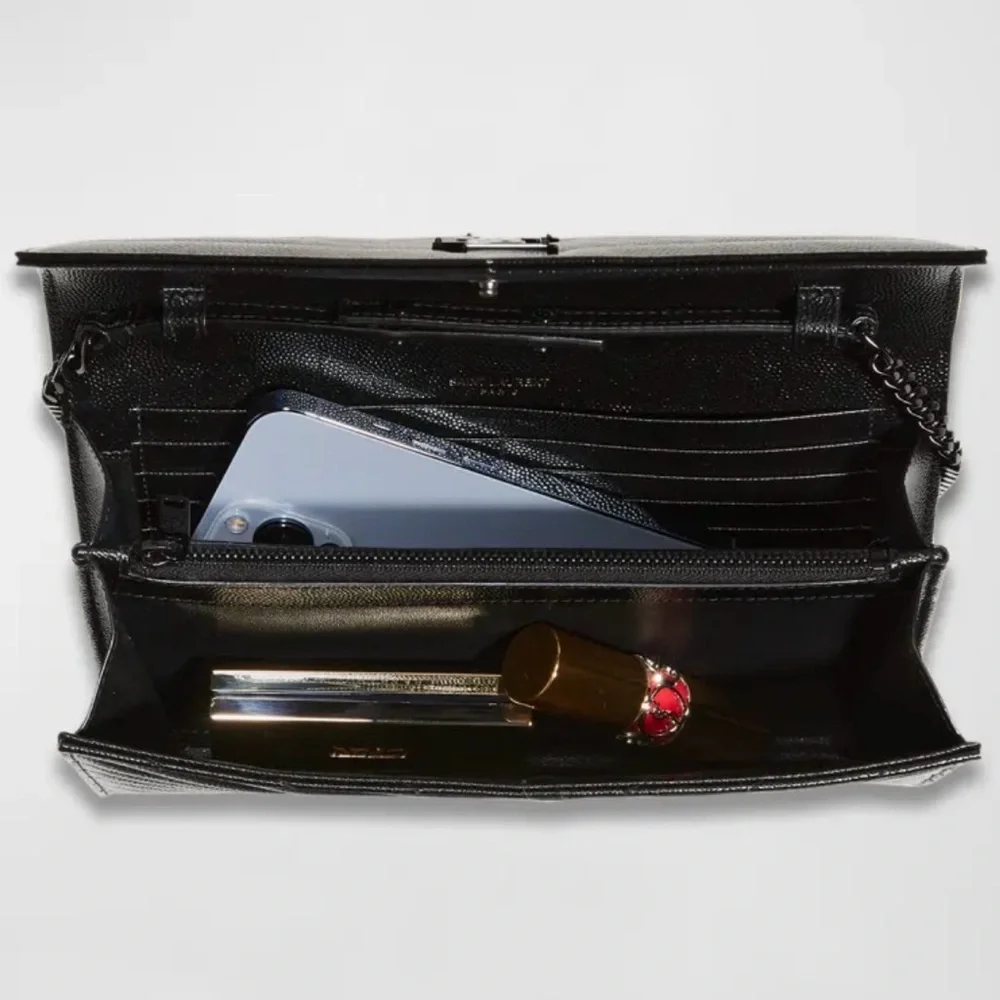 Yves Saint Laurent Black Quilted Bag - Picture 4 of 5